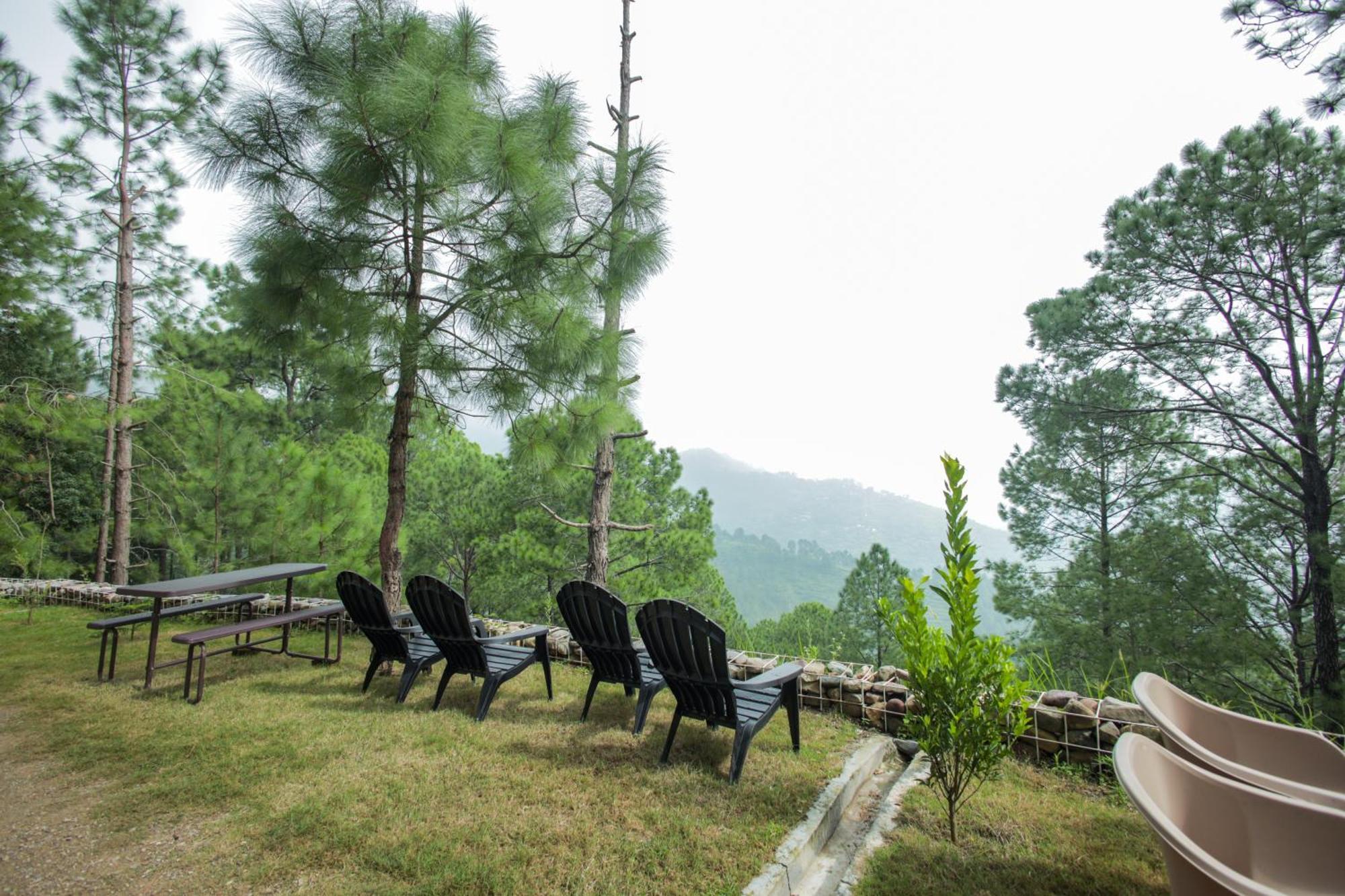 The Woods Retreat Hotel ลันส์โดว์นี ภายนอก รูปภาพ