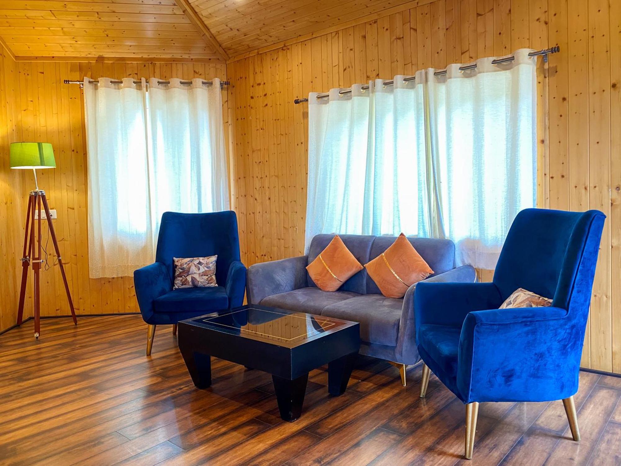 The Woods Retreat Hotel ลันส์โดว์นี ภายนอก รูปภาพ