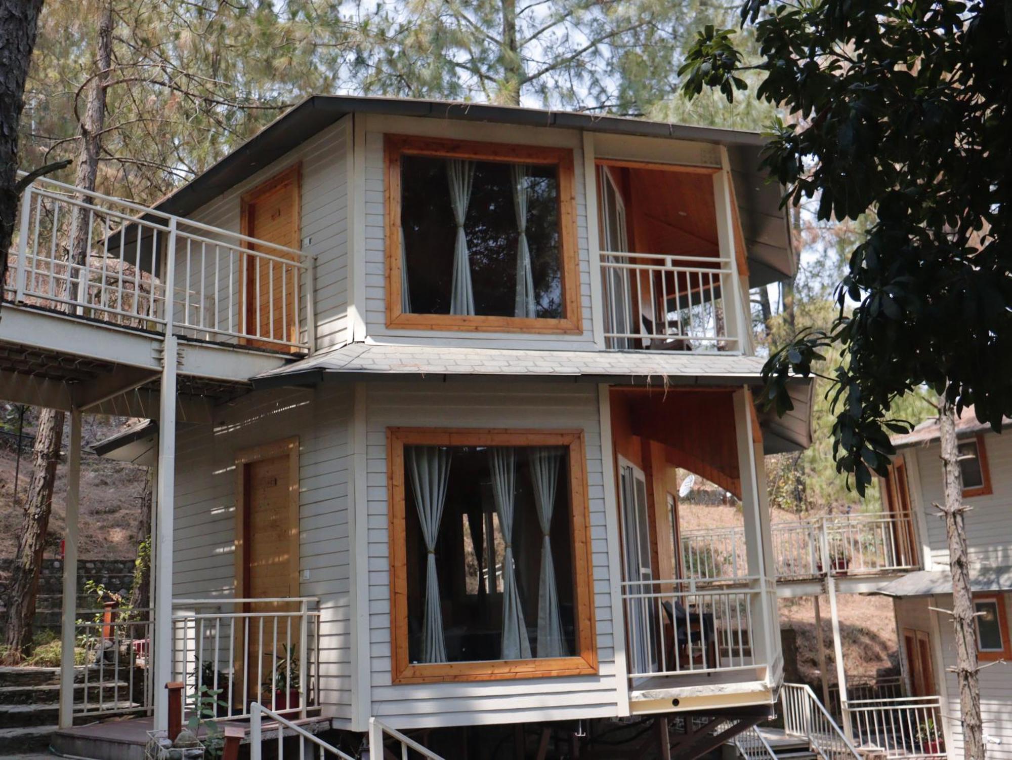 The Woods Retreat Hotel ลันส์โดว์นี ภายนอก รูปภาพ